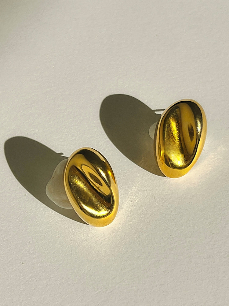 
                
                    Load image into Gallery viewer, Sea Stone Earrings | Gold
                
            