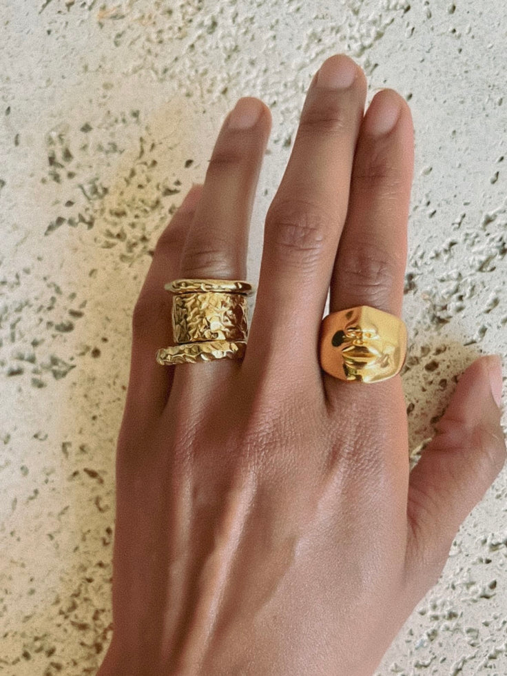 Hammered Set