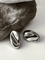 Stone Stud