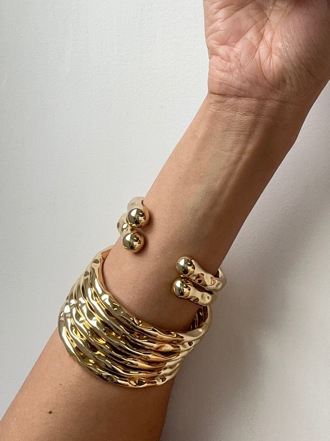 CRESCENT CUFF SET