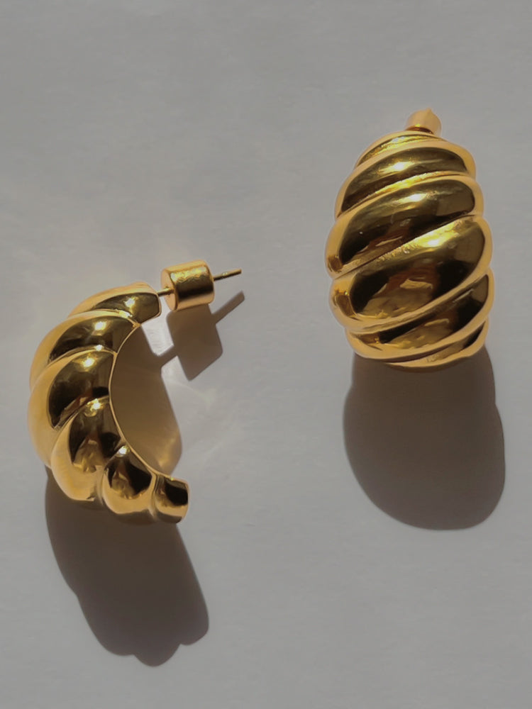 Joan Earring