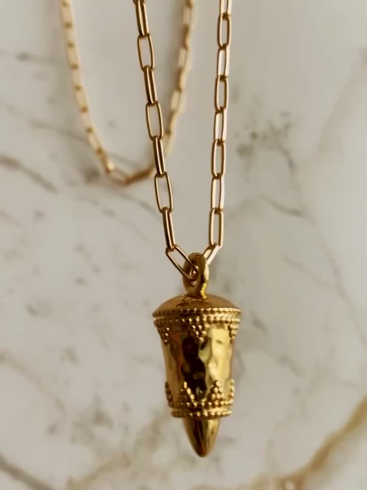Pendulum Necklace