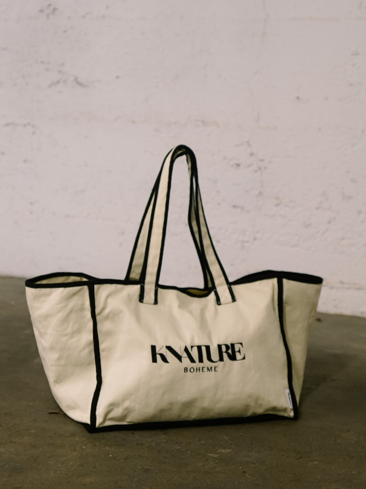 
                
                    Load image into Gallery viewer, XL Tote Boheme
                
            