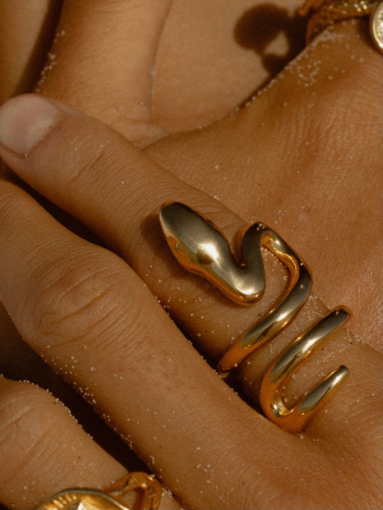 14K Yellow Gold 0.18 ctw Diamond Snake Ring | Paul Bensel Jewelers